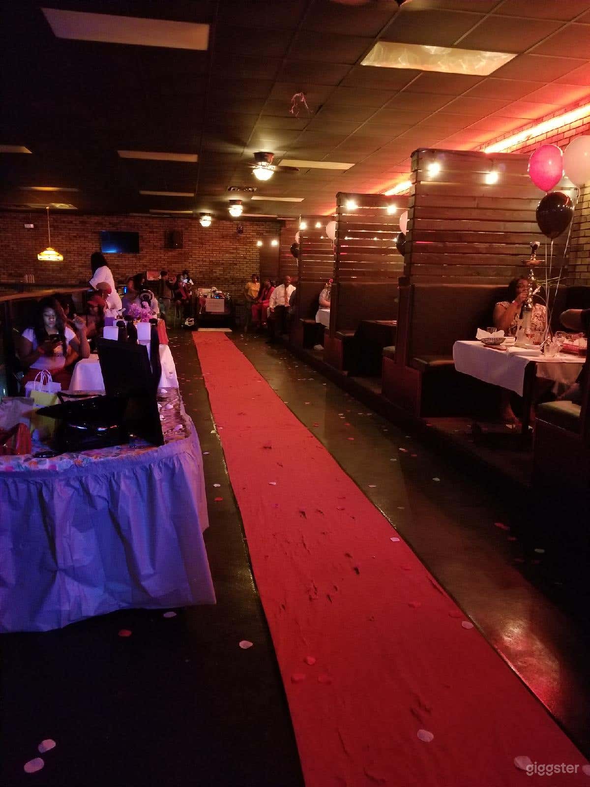 2nd Level Party Bar &amp; Event Venue Photo 3