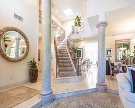  Serene Estate with Huge Secluded Backyard and Pool 