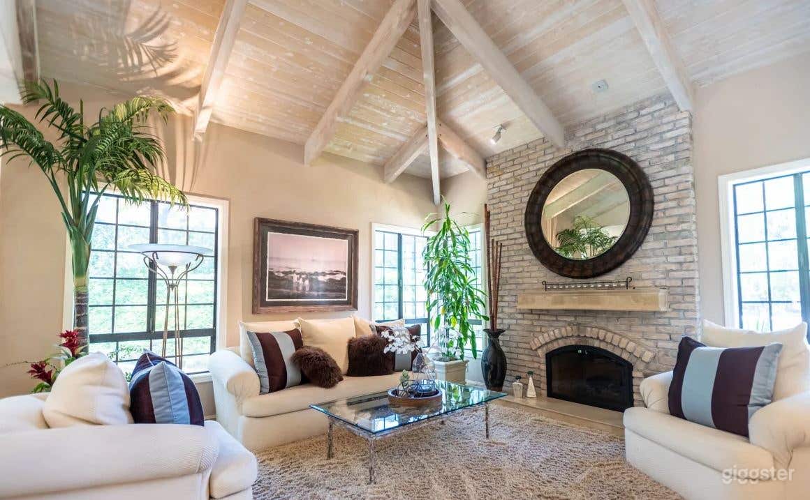 Serene Estate with Huge Secluded Backyard and Pool Photo 3