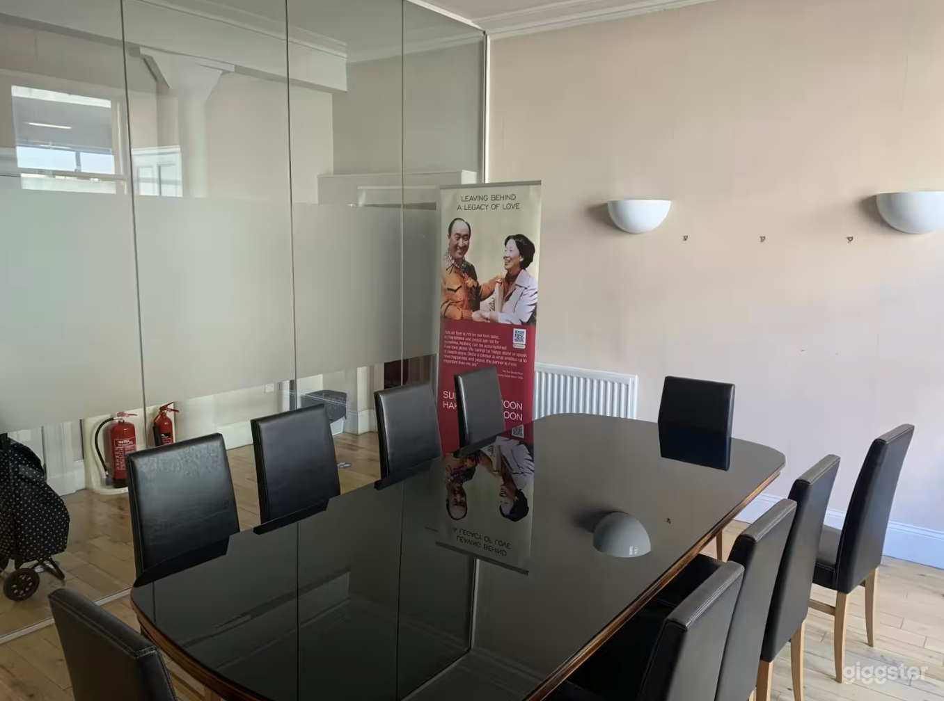 10 seating big glass round table 