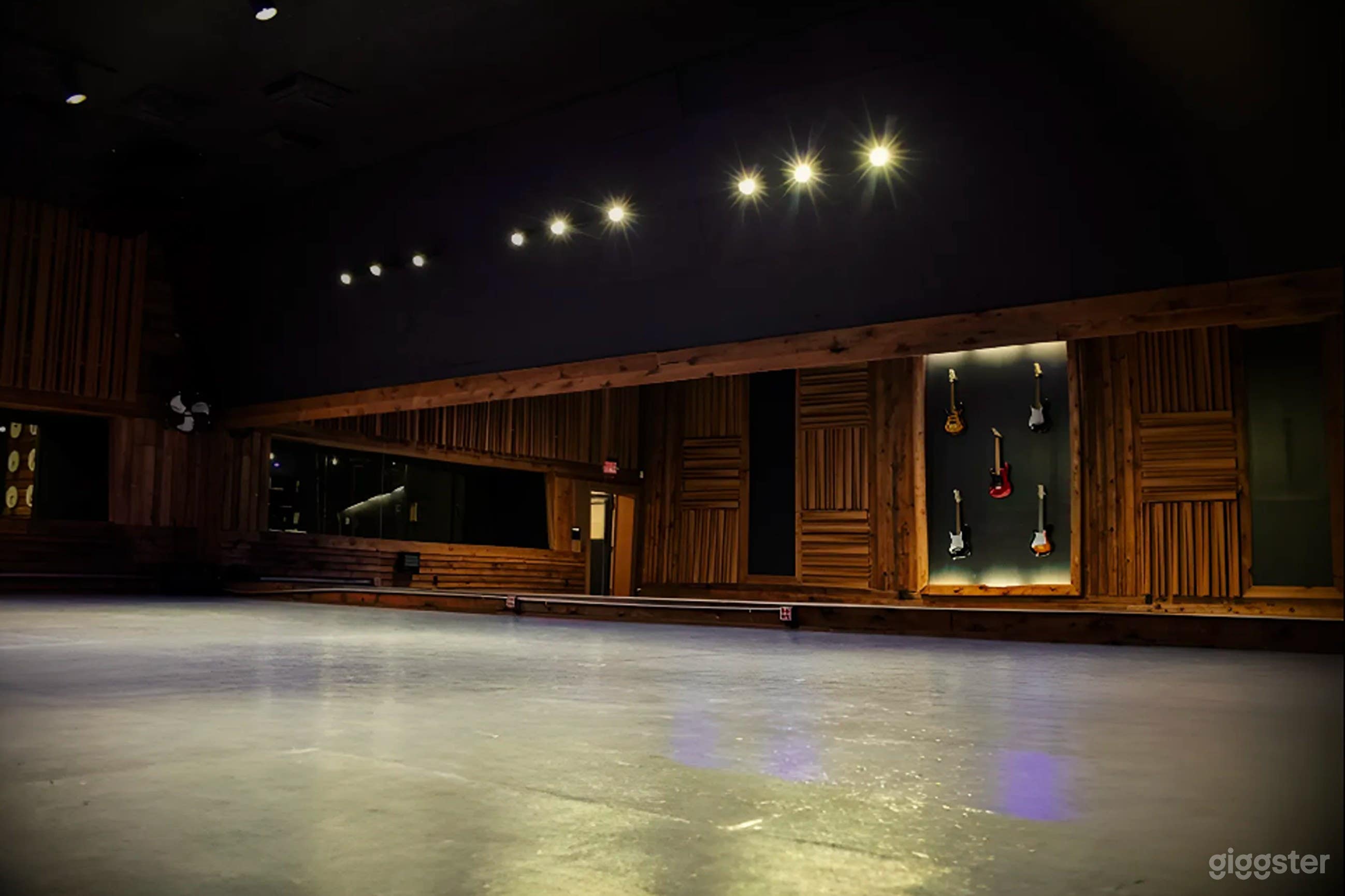 Spacious Live Recording Studio Photo 1