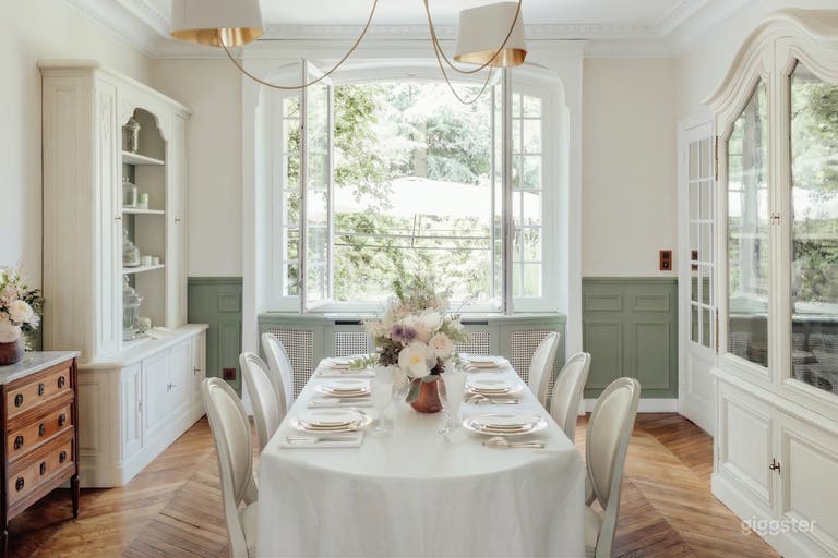  Un hôtel particulier à deux pas de Paris 