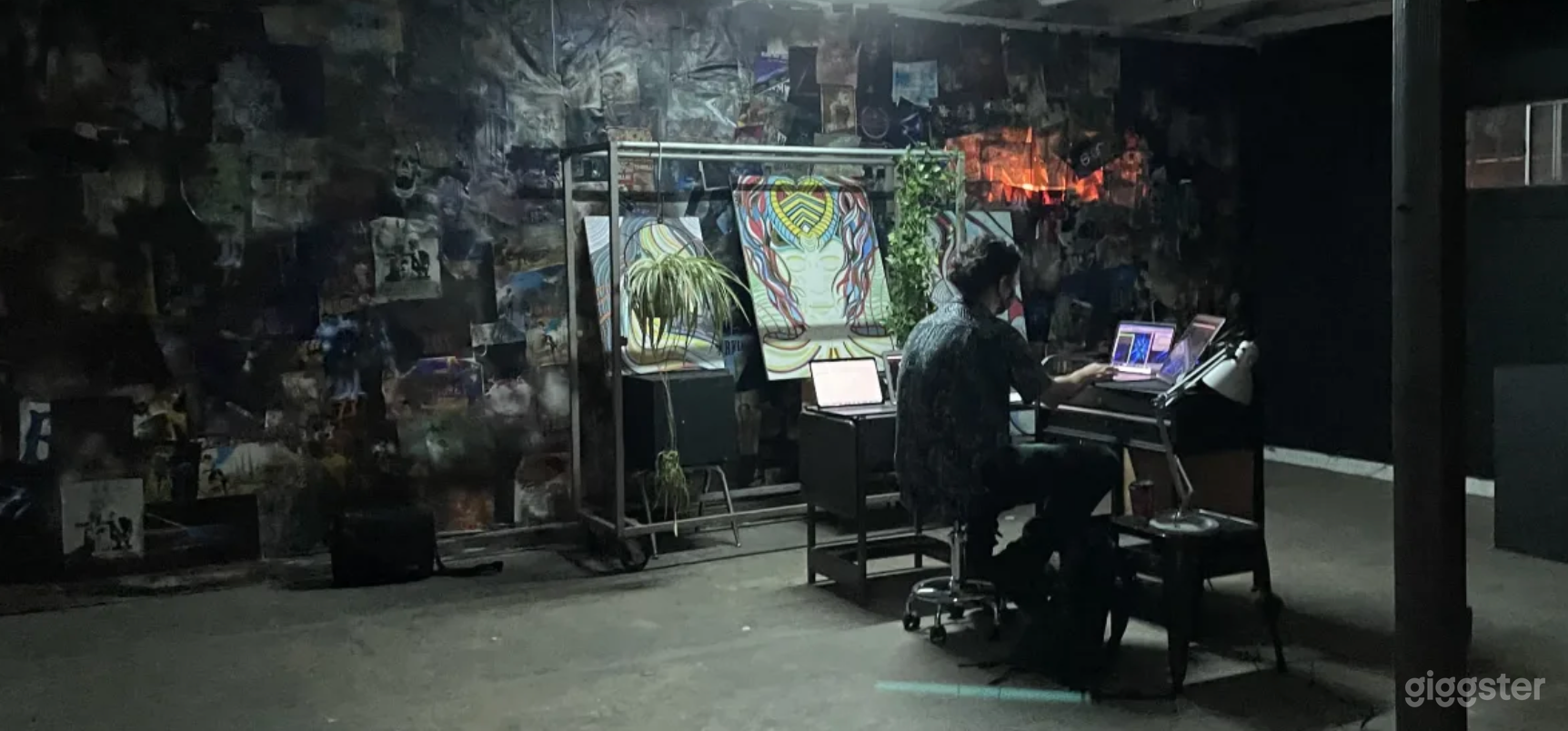 FLEXIBLE WAREHOUSE STUDIO Photo 1