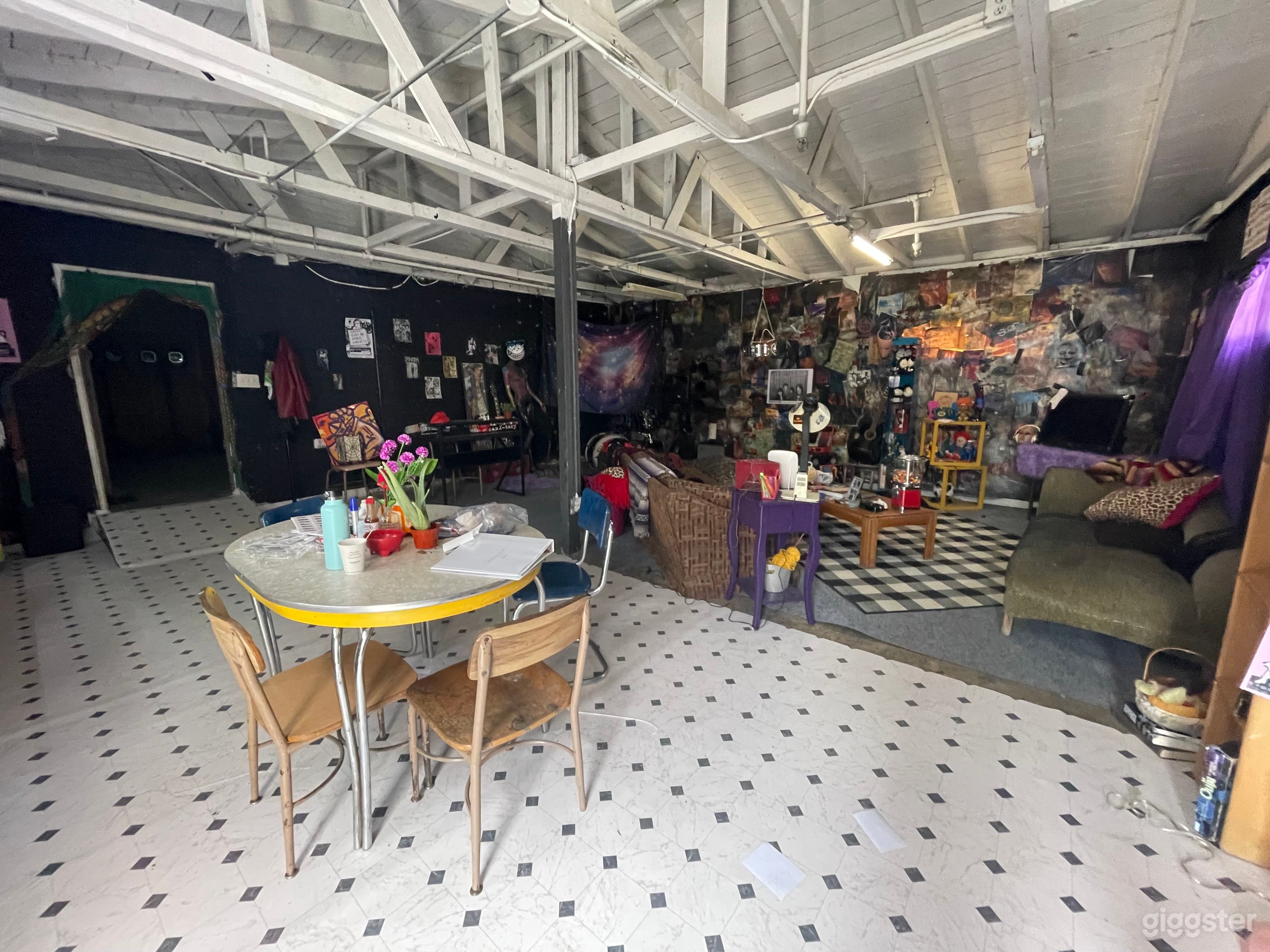 FLEXIBLE WAREHOUSE STUDIO Photo 2