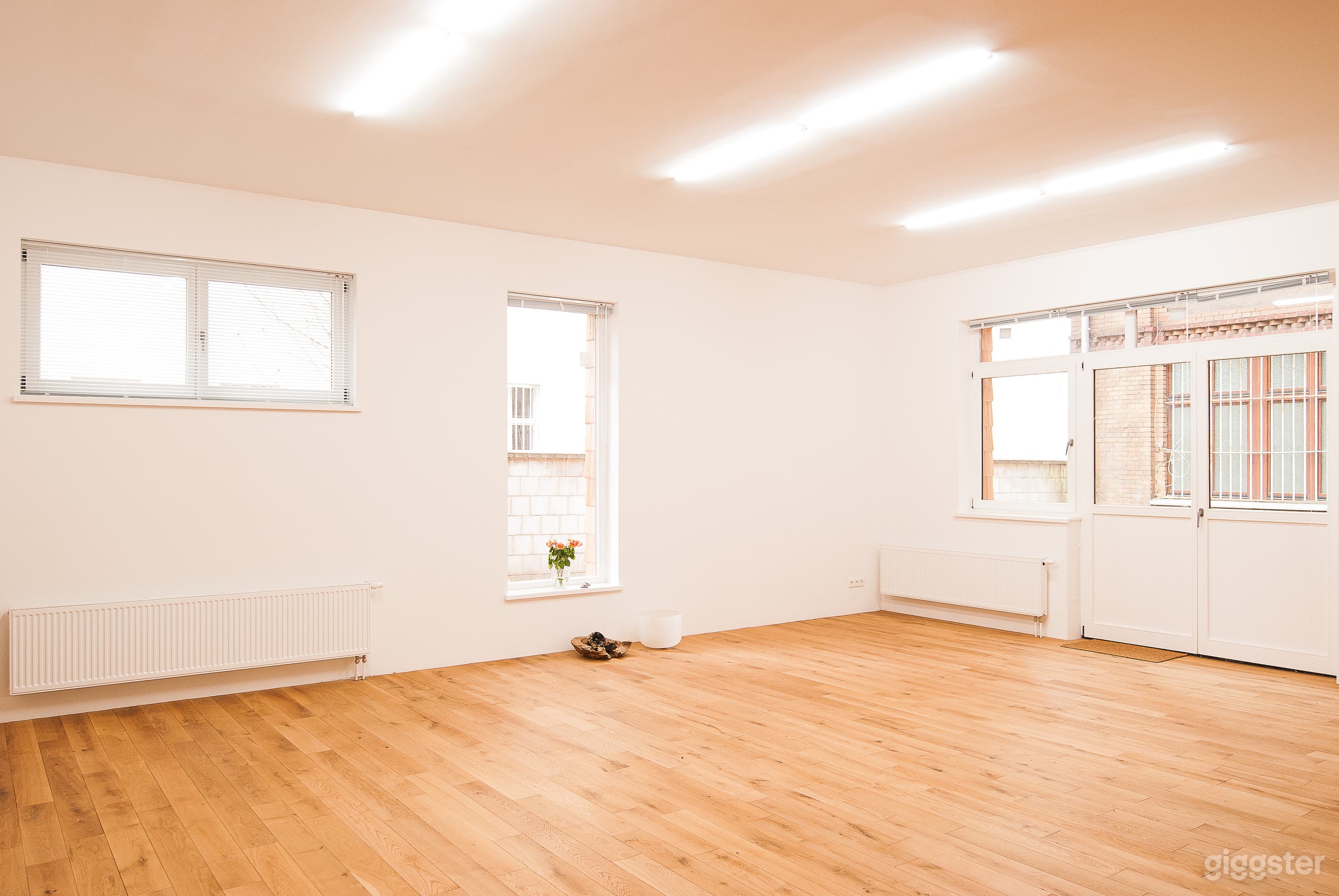 Stilvolles, minimalistisches Workshopraum in MitteTiergarten Foto 3