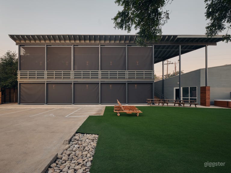  Modern East Austin Courtyard Event Space 