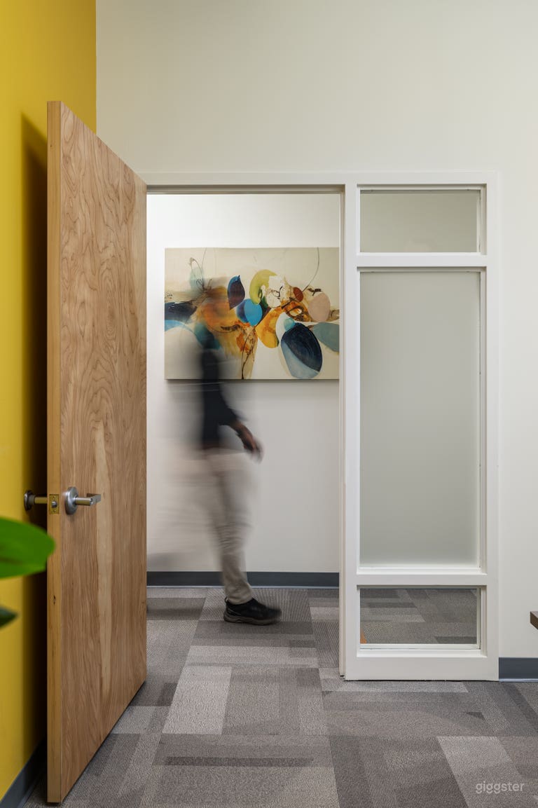  Professional Exurban Day Office  