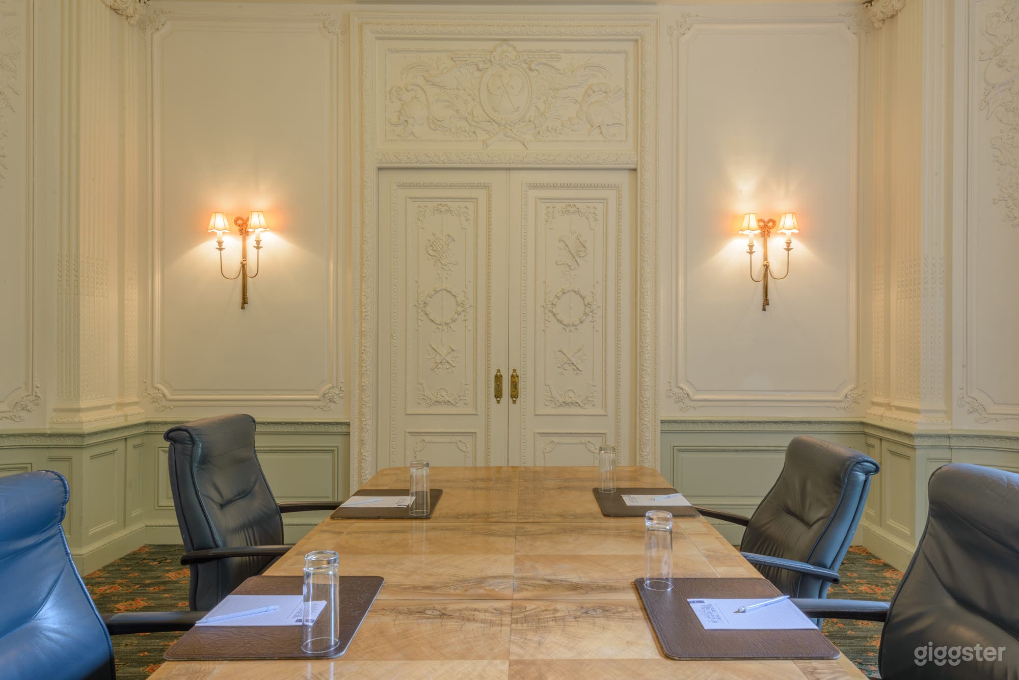 The Lavander Room Photo 2