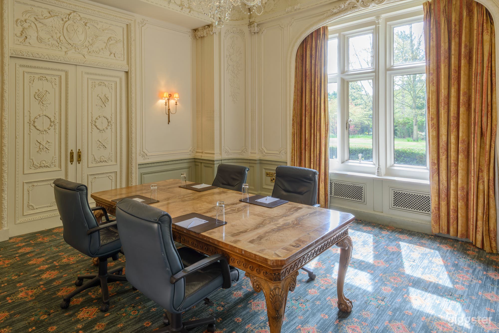 The Lavander Room Photo 3