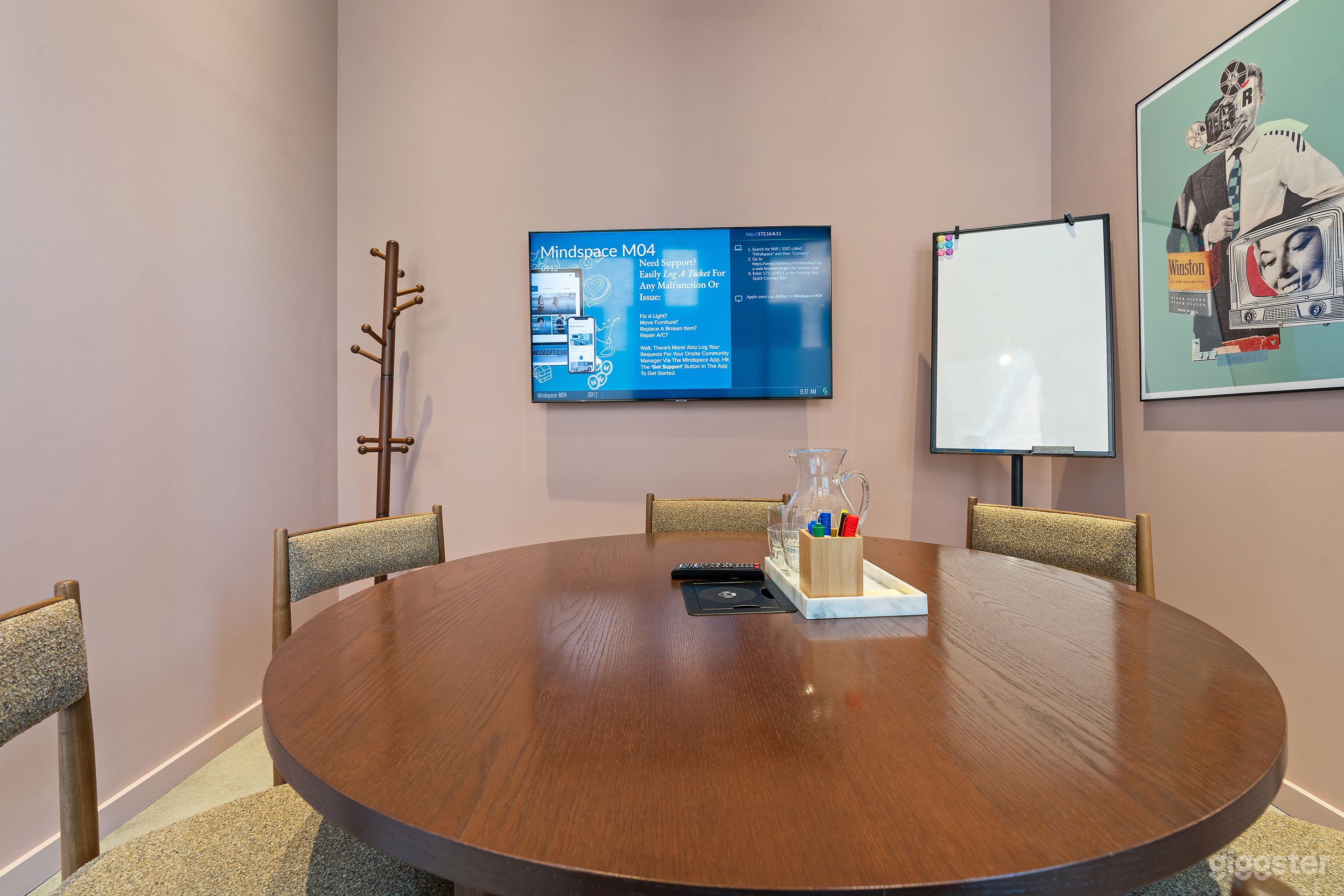 M4: Meeting Room for 6 in Boutique Office Photo 2