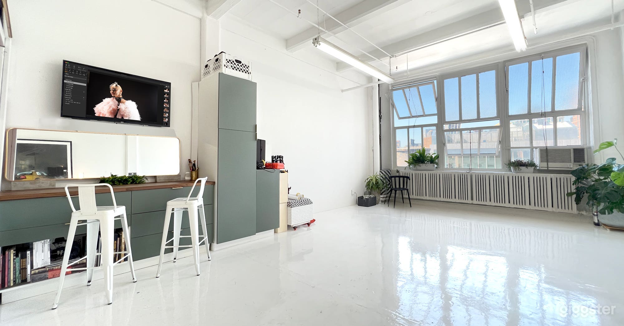 Bright even daylight 