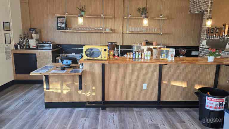  Large Indoor & Outdoor Event Space 