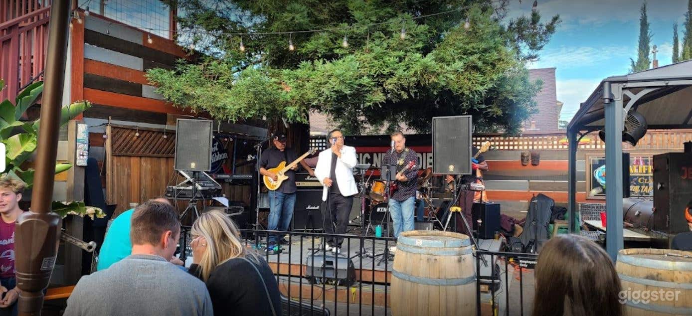 Relaxing and Cozy Patio Photo 3