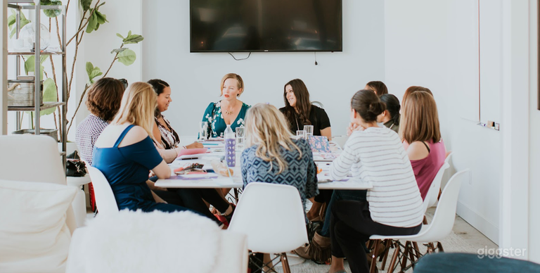  Conference Room Brainstrom 