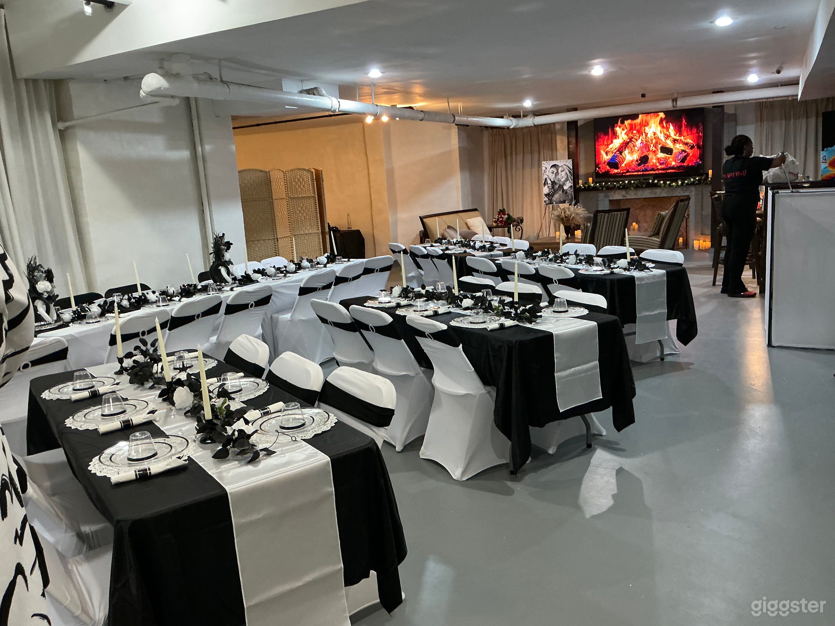 Private Fireside Lounge Event Space with Dining Photo 4