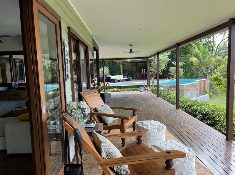 Alamanda Cottage - Stunning Ocean Views &amp; Pool Photo 2