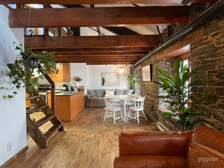  Old Port Historic Loft 