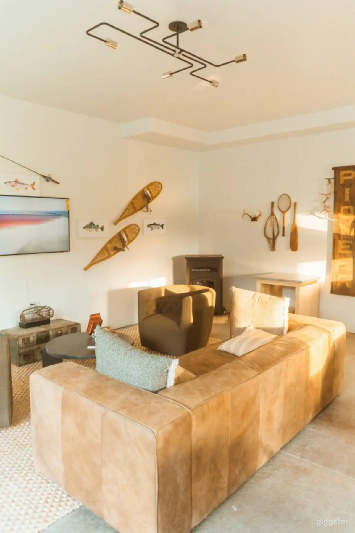 Picturesque Waterfront Filming Location: A-Frame Retreat Photo 4