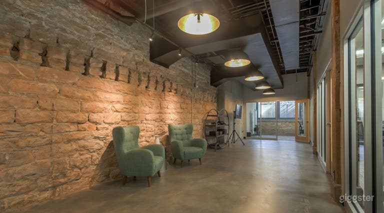  Conference Room for 14 