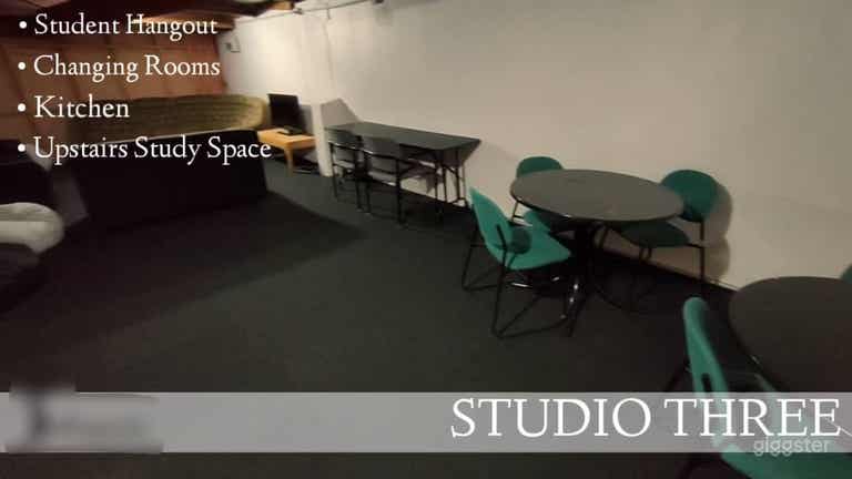  Studio THREE 