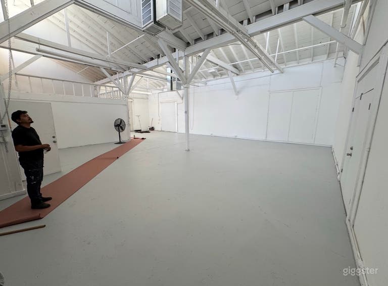  NY/LA Style In Palm Springs 