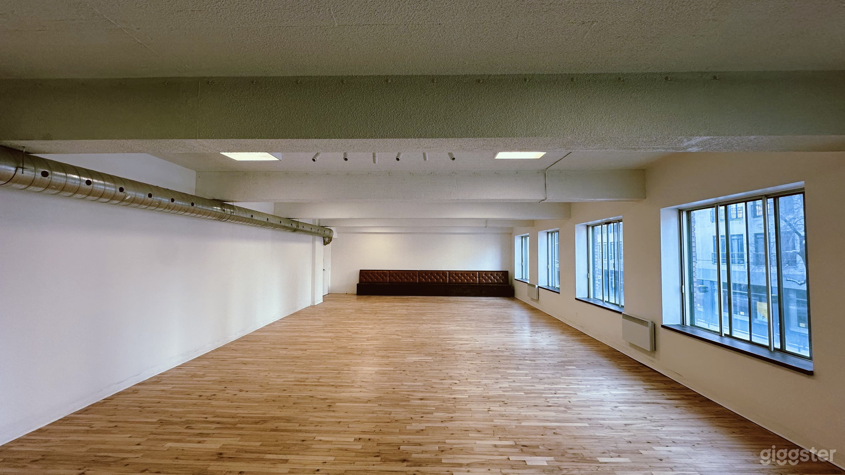 Stand up comedy, live music production