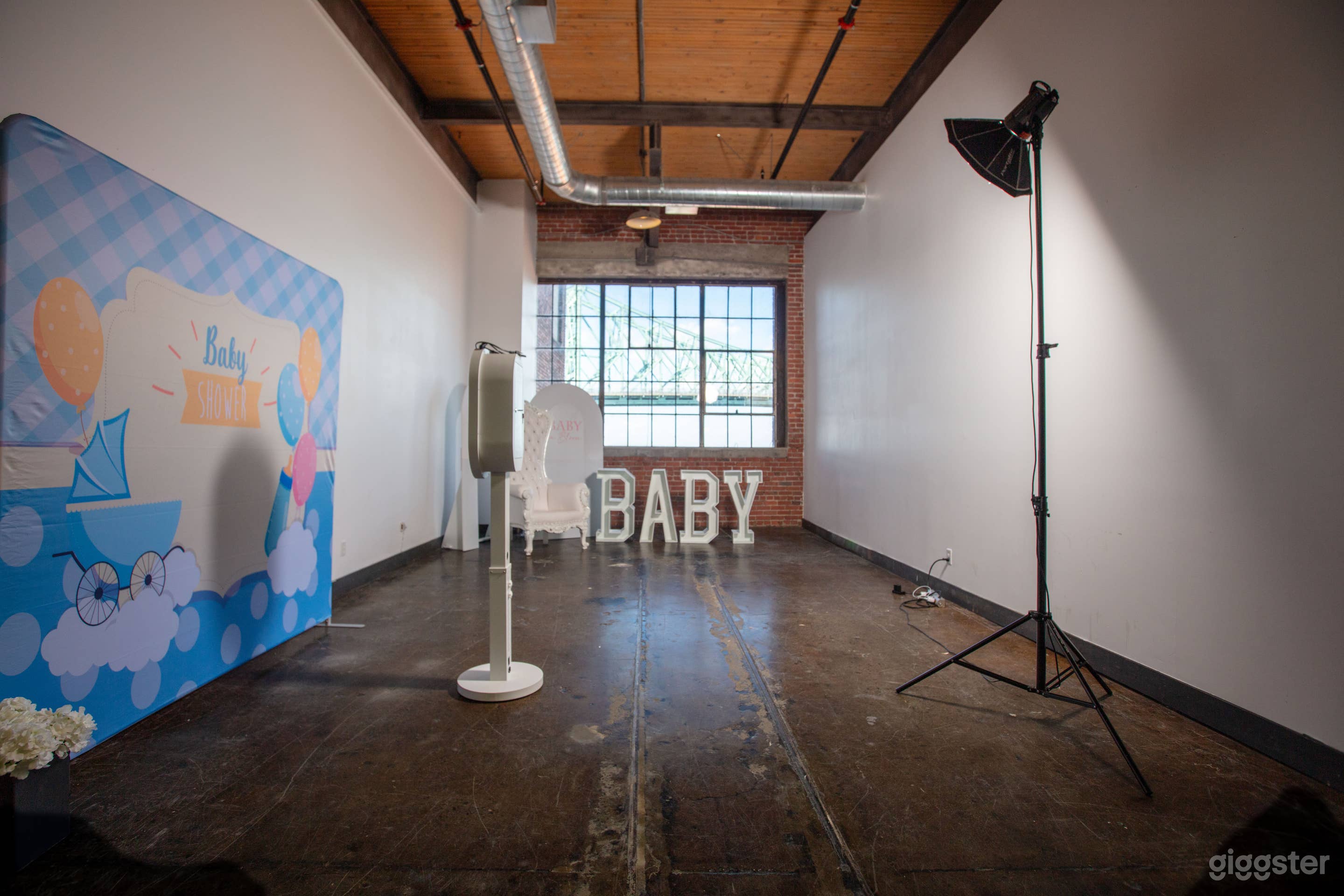 Industrial Loft Vibe Photo 4