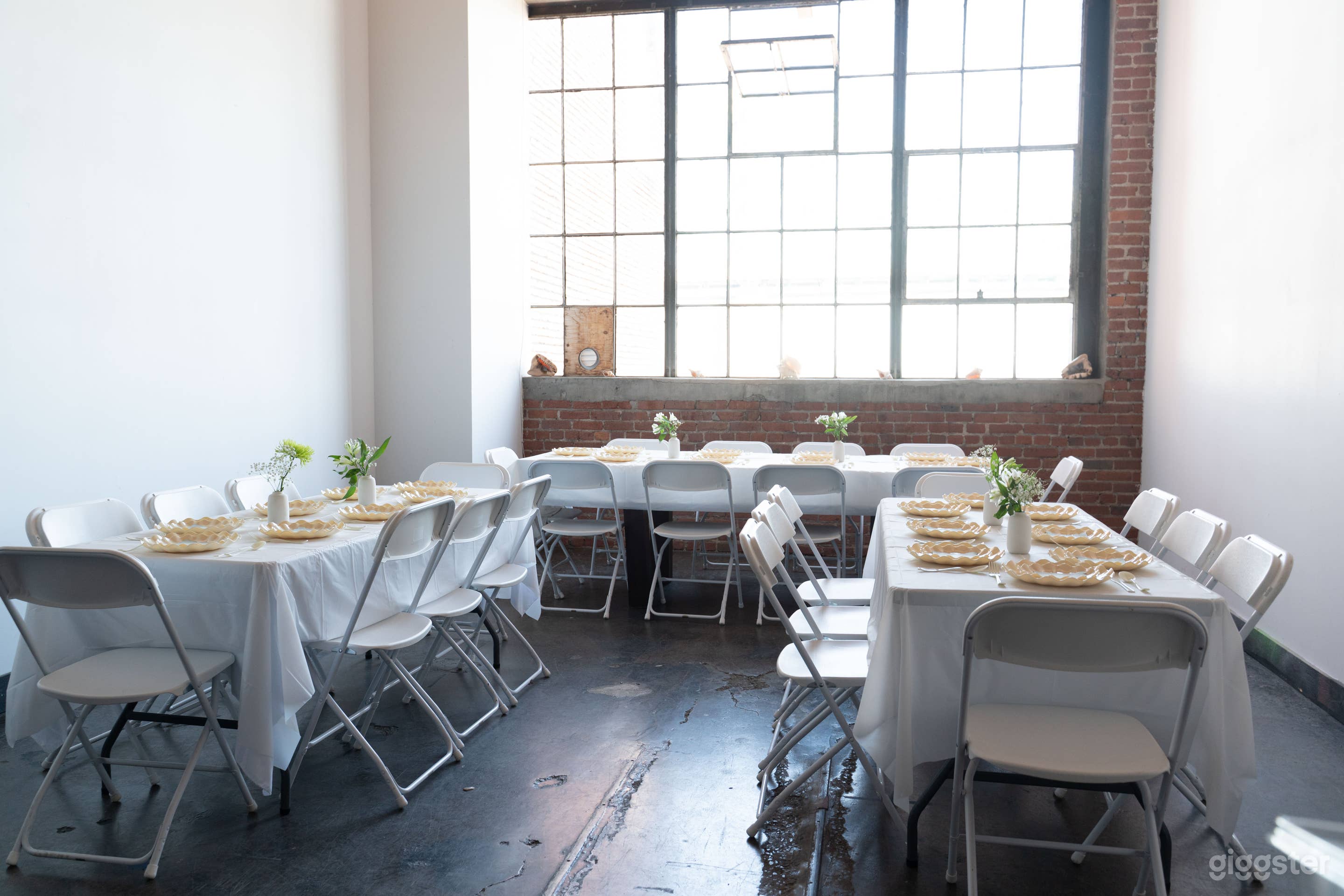Industrial Loft Vibe Photo 3