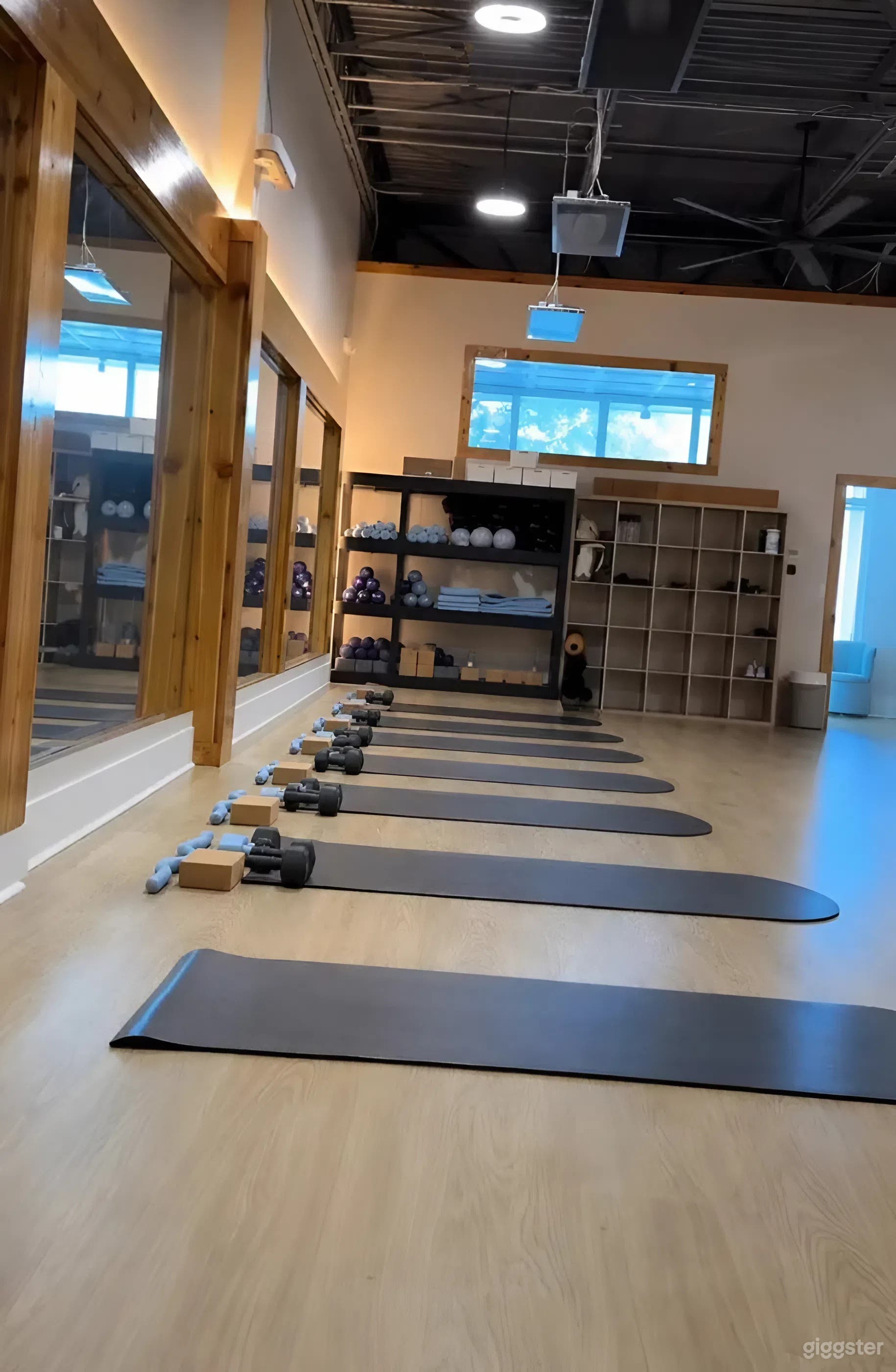 Beautiful Welcoming Pilates Studio Photo 4