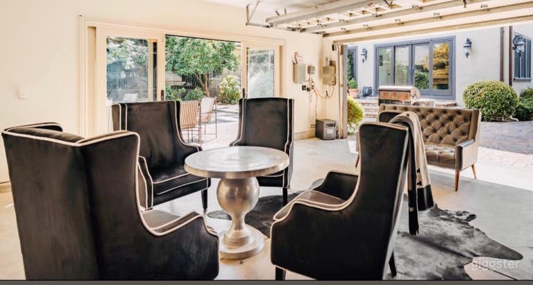  Detached Garage/Man Cave 