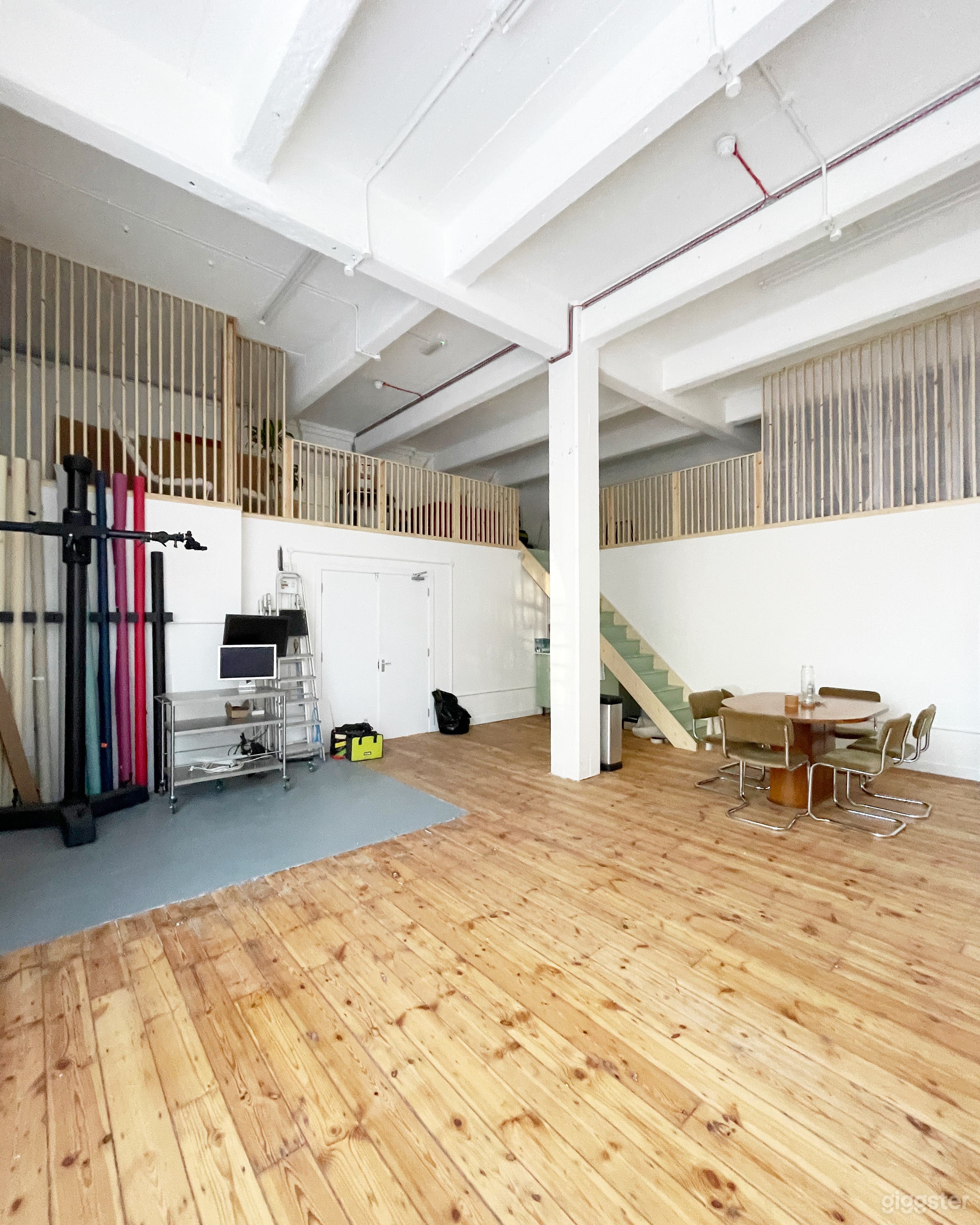 Cambo, Coloramas and Shoot Trolley Available.