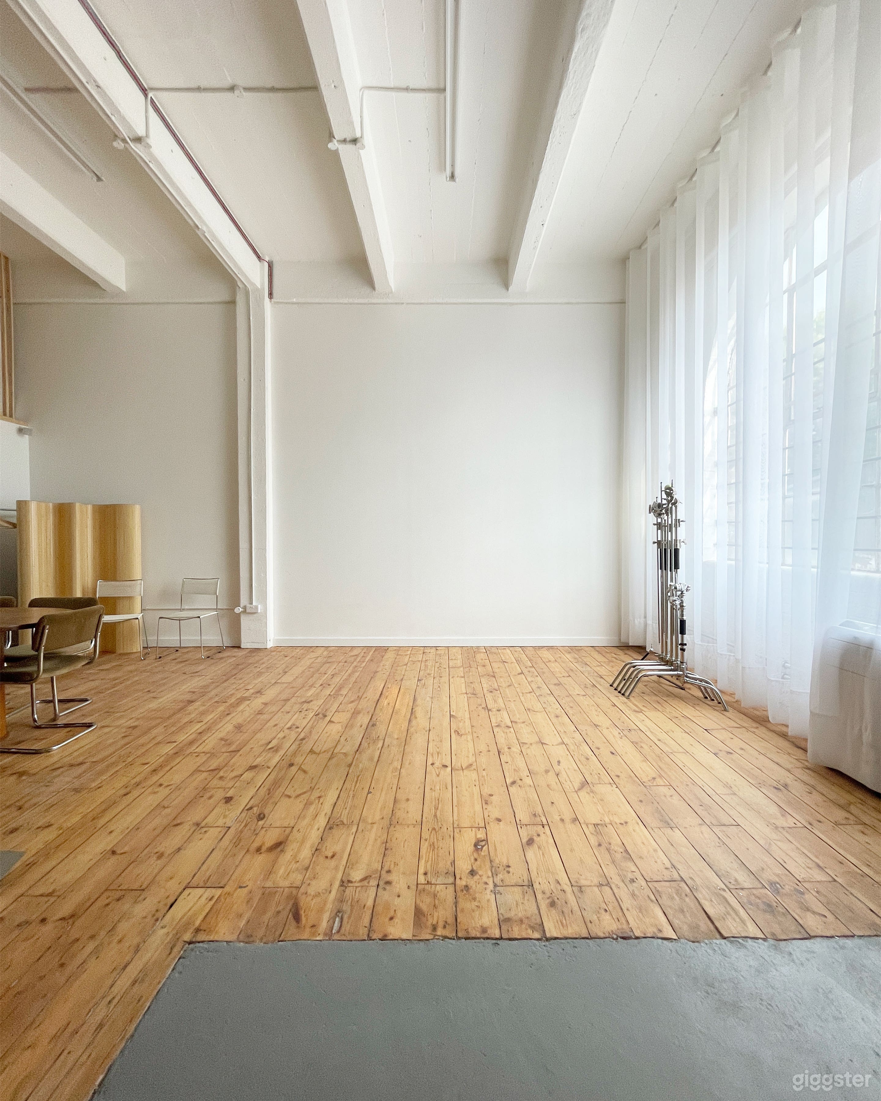 Bright and Airy Studio space with beautful wooden floor. 
C stands &amp; Polyboards Included.