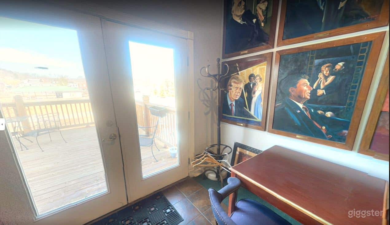 1904's Old Opera house President's room in Pacific Photo 4