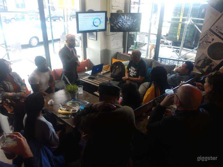  A great place to gather and focus without feeling to formal 