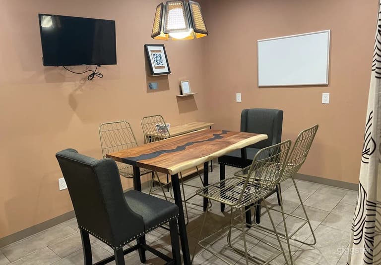  Meeting Room in a Nice Suburban Coffee Shop 