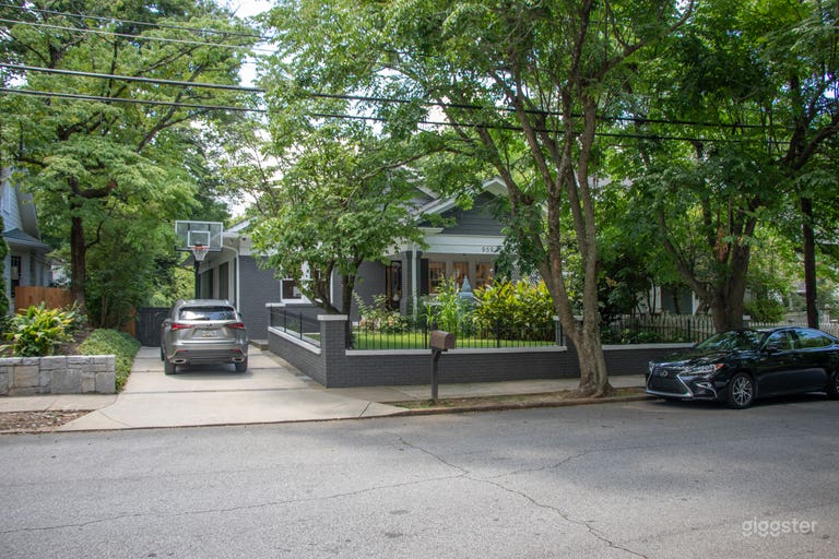  Cabaña en Midtown con Gran Jardín, Paraíso del Entretenimiento 