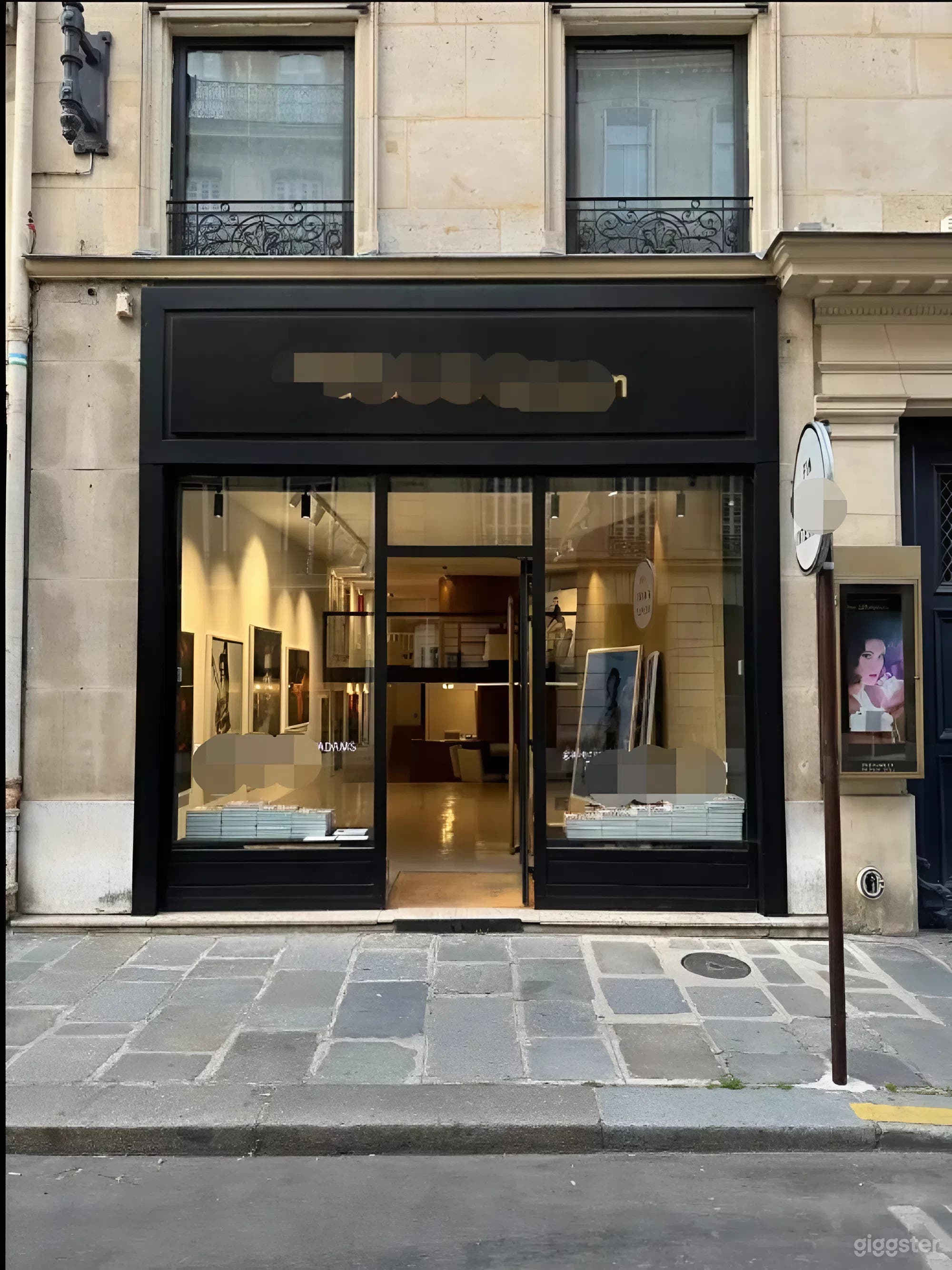 Elegant Contemporary Parisian Gallery Photo 1