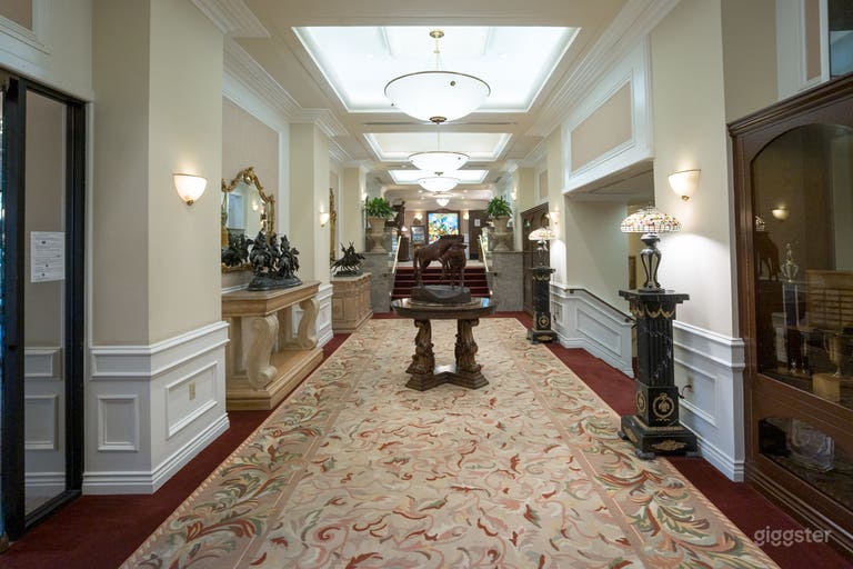  Private Country Club 