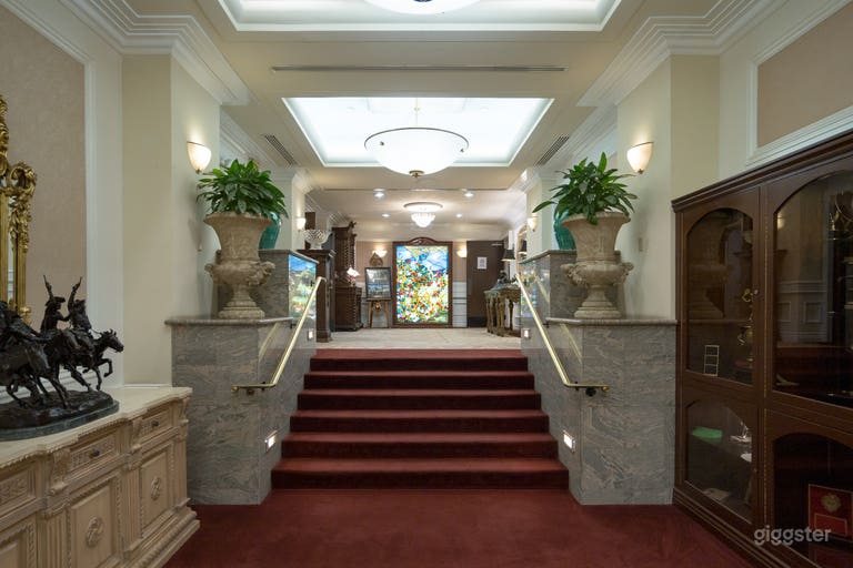  Private Country Club 