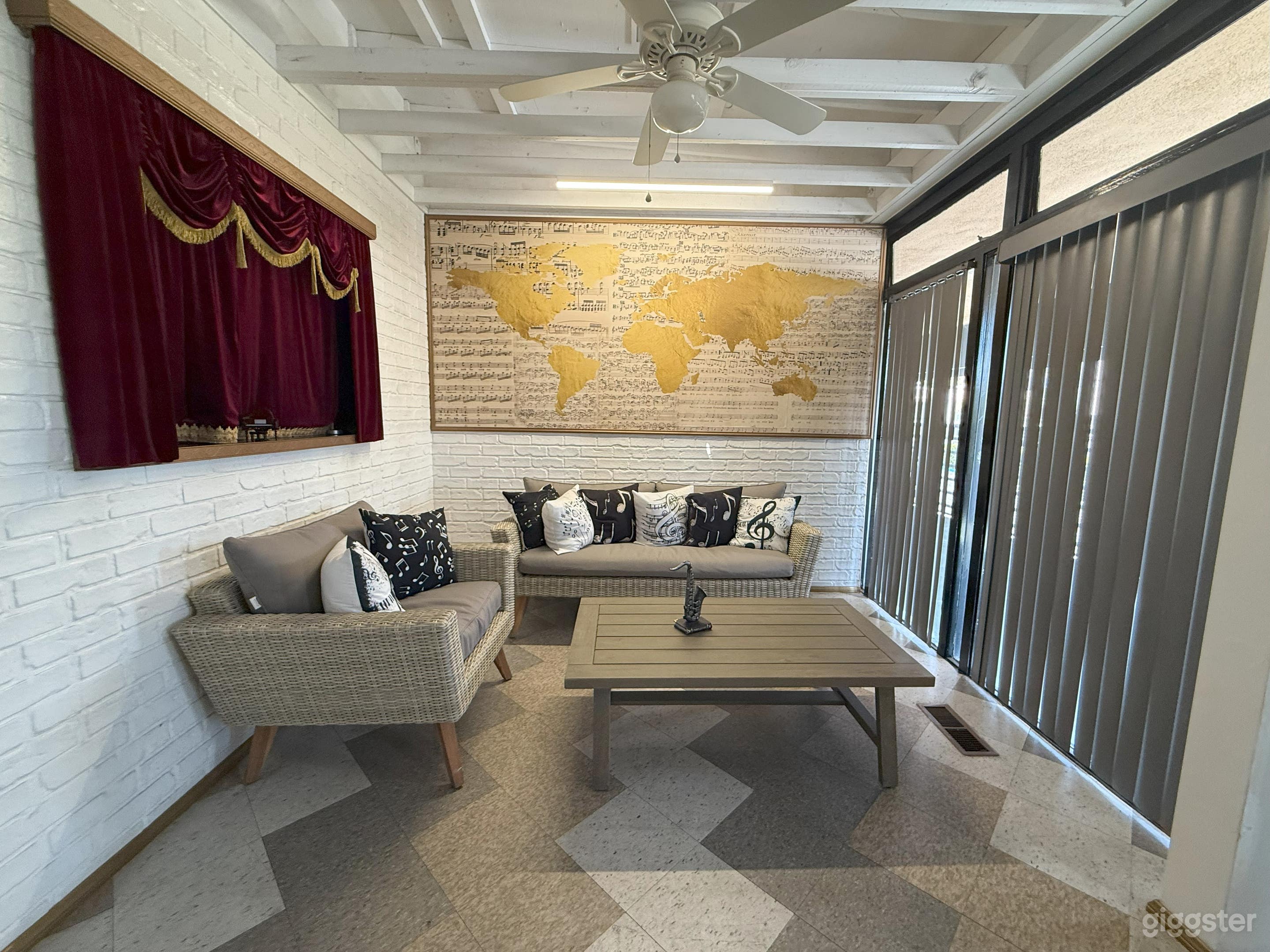 Creative Music &amp; Office Spaces in Burbank Downtown Photo 1