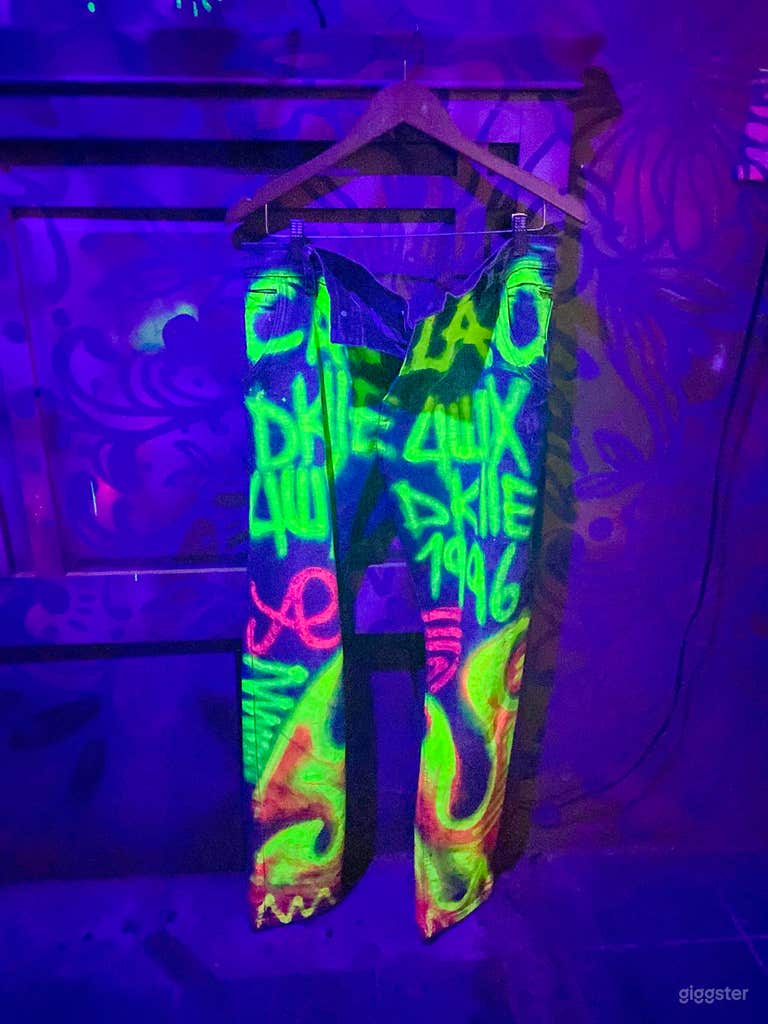  Mushroom Room (Glows in the Dark) 