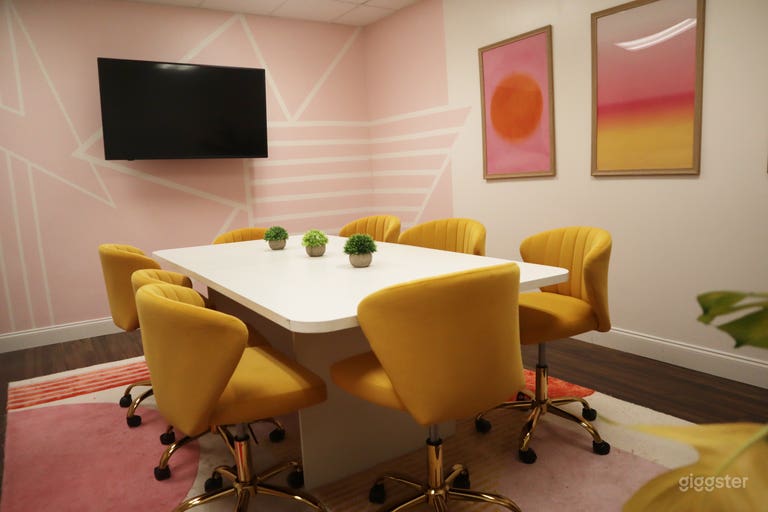  Versatile Conference Room 