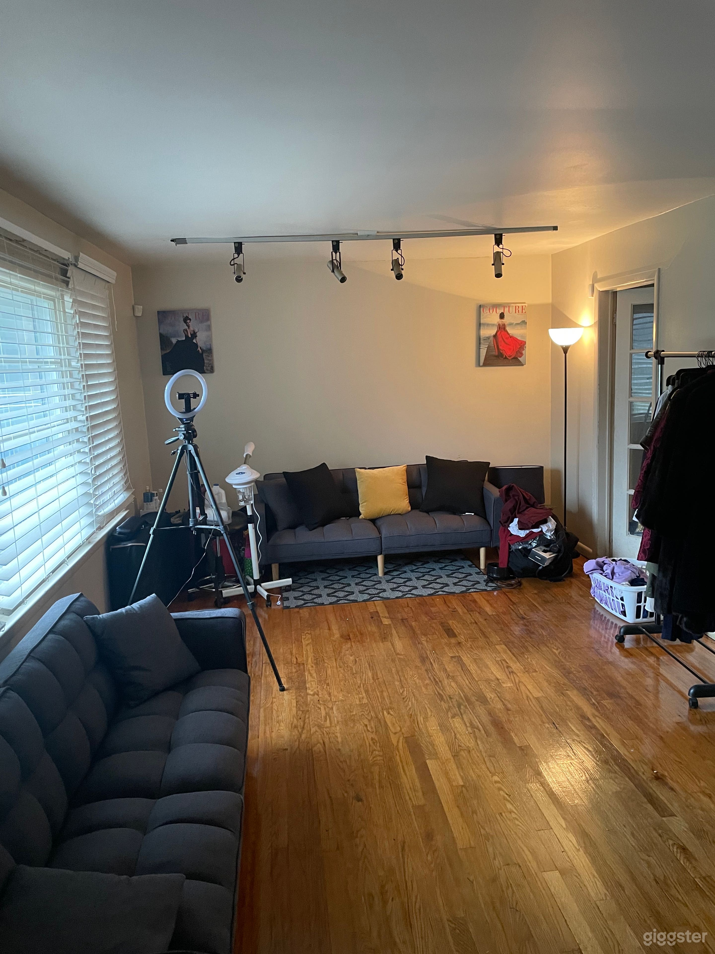 Intimate Modest Studio Photo 3