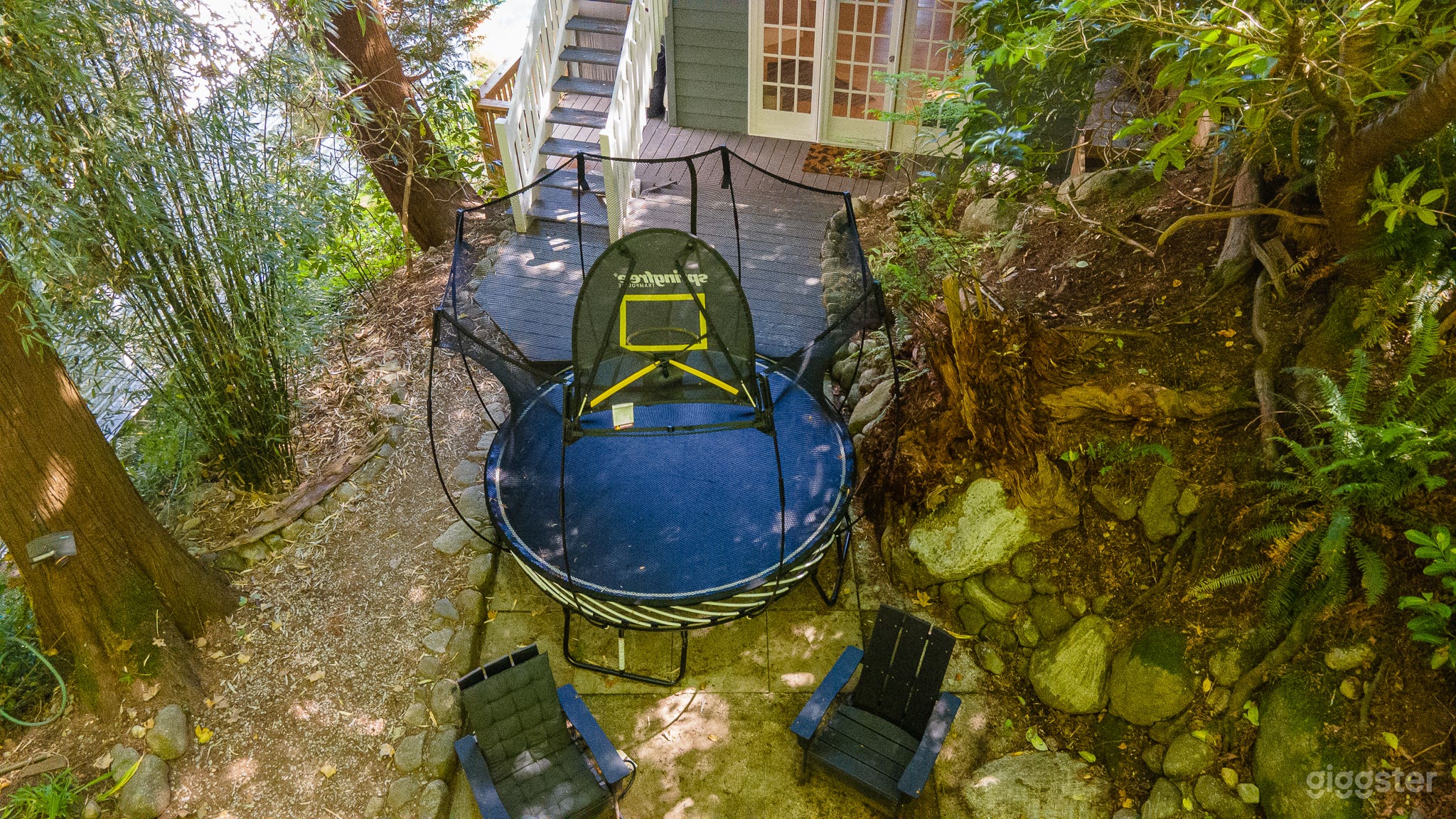 Forest Creek Backyard Hideaway Photo 2