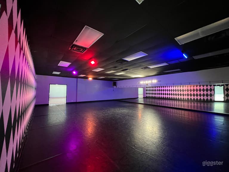  Harlequin Room Event Space 