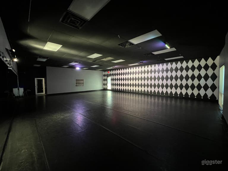  Harlequin Room Event Space 