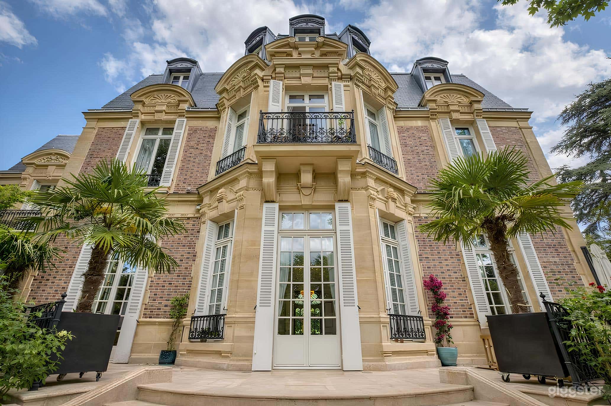 Photo de LA VILLA DES CÈDRES 1