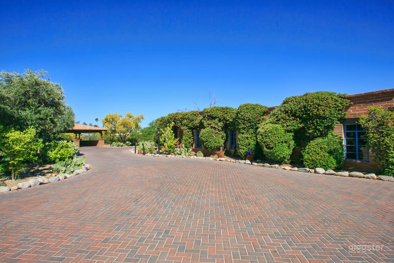  Scarritt House Driveway 