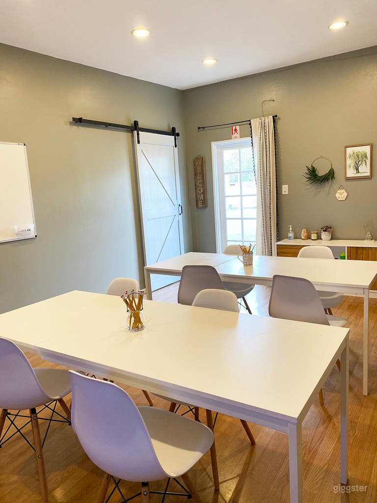  Classroom / Creative Office Space Room 1, french door  