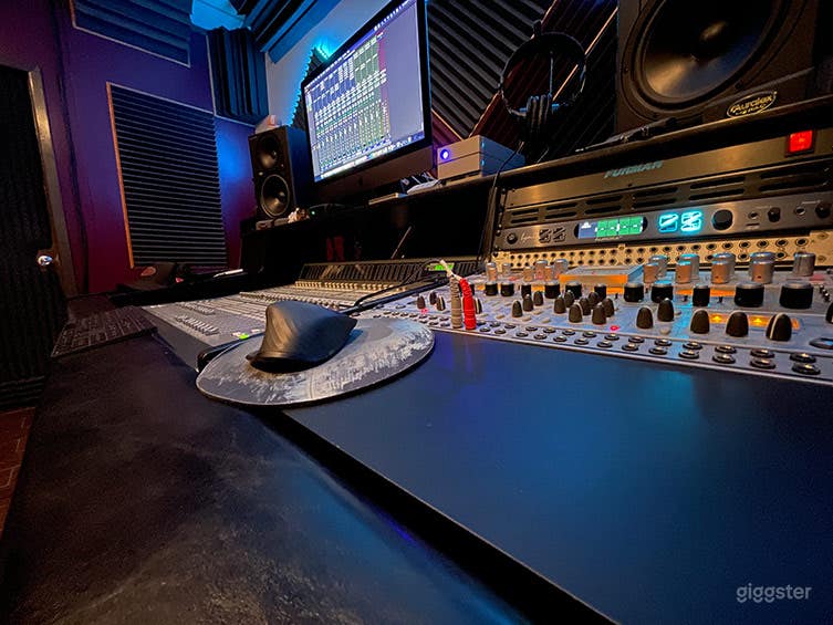  Fully-Equipped Control Room 